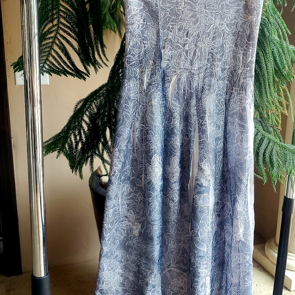 Gauzy Lapis Sleeveless Summer Dress - Picture 3 of 4